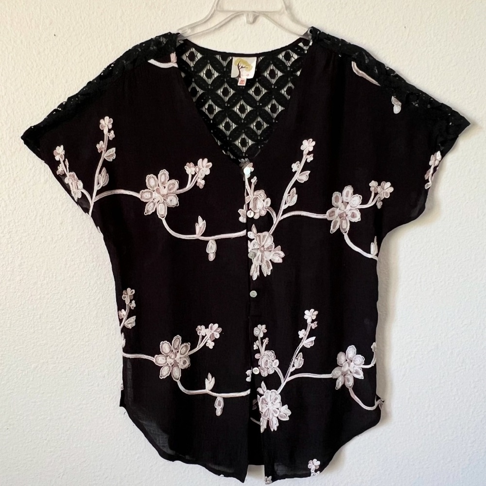 Fig and Flower Black Floral Blouse
